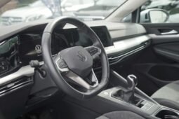 
										VOLKSWAGEN GOLF VIII 1.0 TSI 110CH LIFE plein									