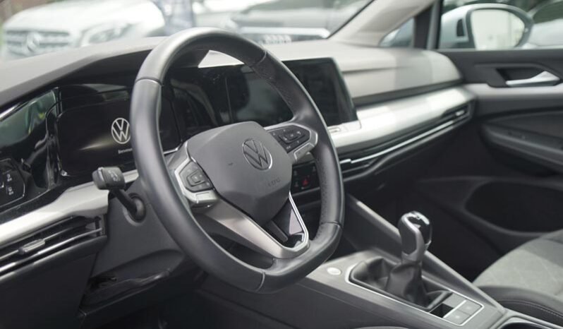 
								VOLKSWAGEN GOLF VIII 1.0 TSI 110CH LIFE plein									