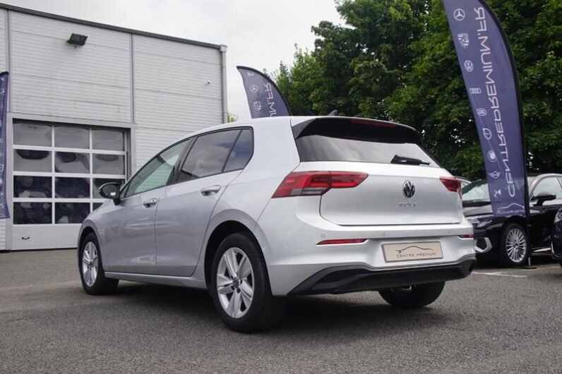 
								VOLKSWAGEN GOLF VIII 1.0 TSI 110CH LIFE plein									