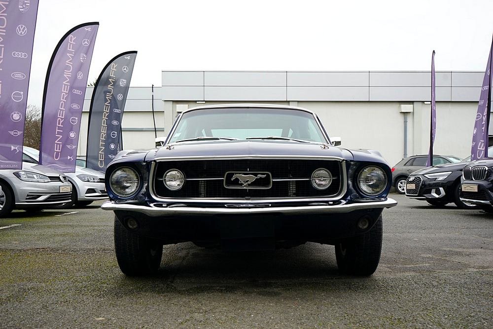 FORD MUSTANG FASTBACK GTA V8 220ch 1967