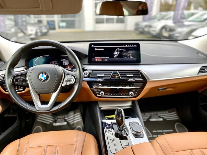 
								BMW SERIE 6 620D G32 GRAN TURISMO BVA8 plein									