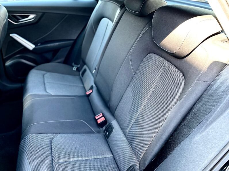 
								AUDI Q2 35 TFSI S Tronic S Line plein									