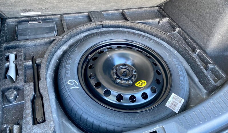 
								FORD KUGA II 2.0 TDCI 150 S&S 4X2 SPORT PLATINIUM plein									