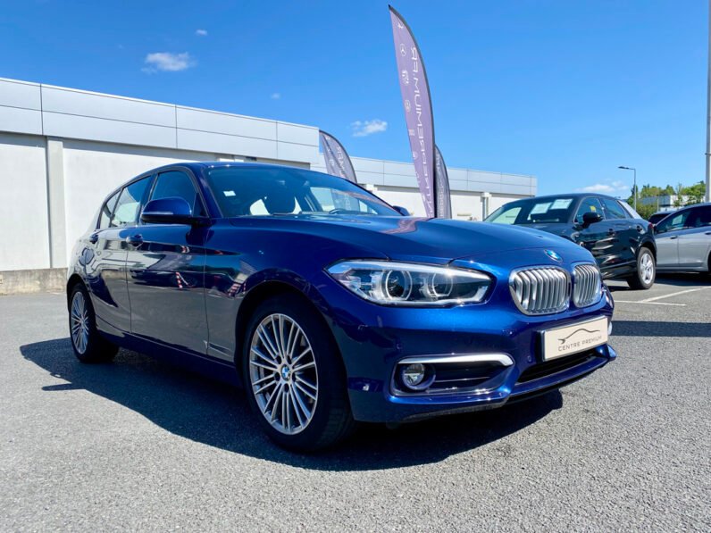 
								B.M.W. SERIE 1 114d 1.5D 95ch URBAN CHIC plein									