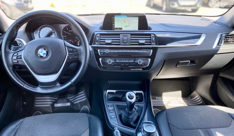 
								B.M.W. SERIE 1 114d 1.5D 95ch URBAN CHIC plein									